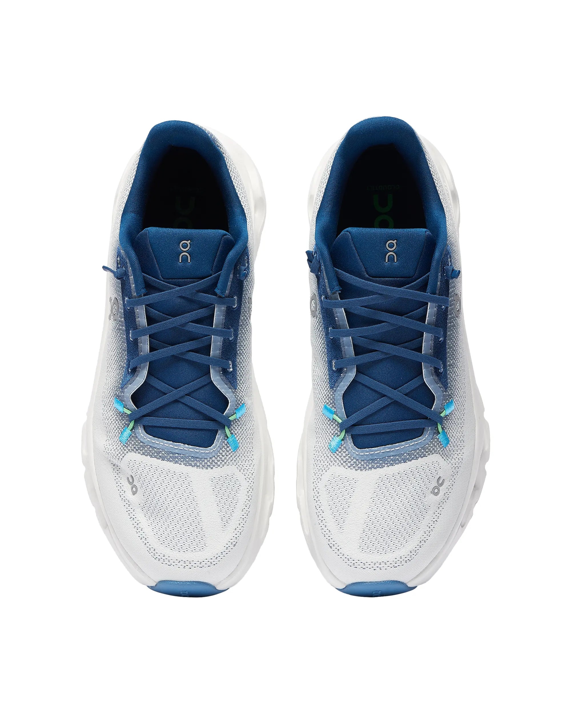 On Cloudtilt ‘Tempest Ivory’