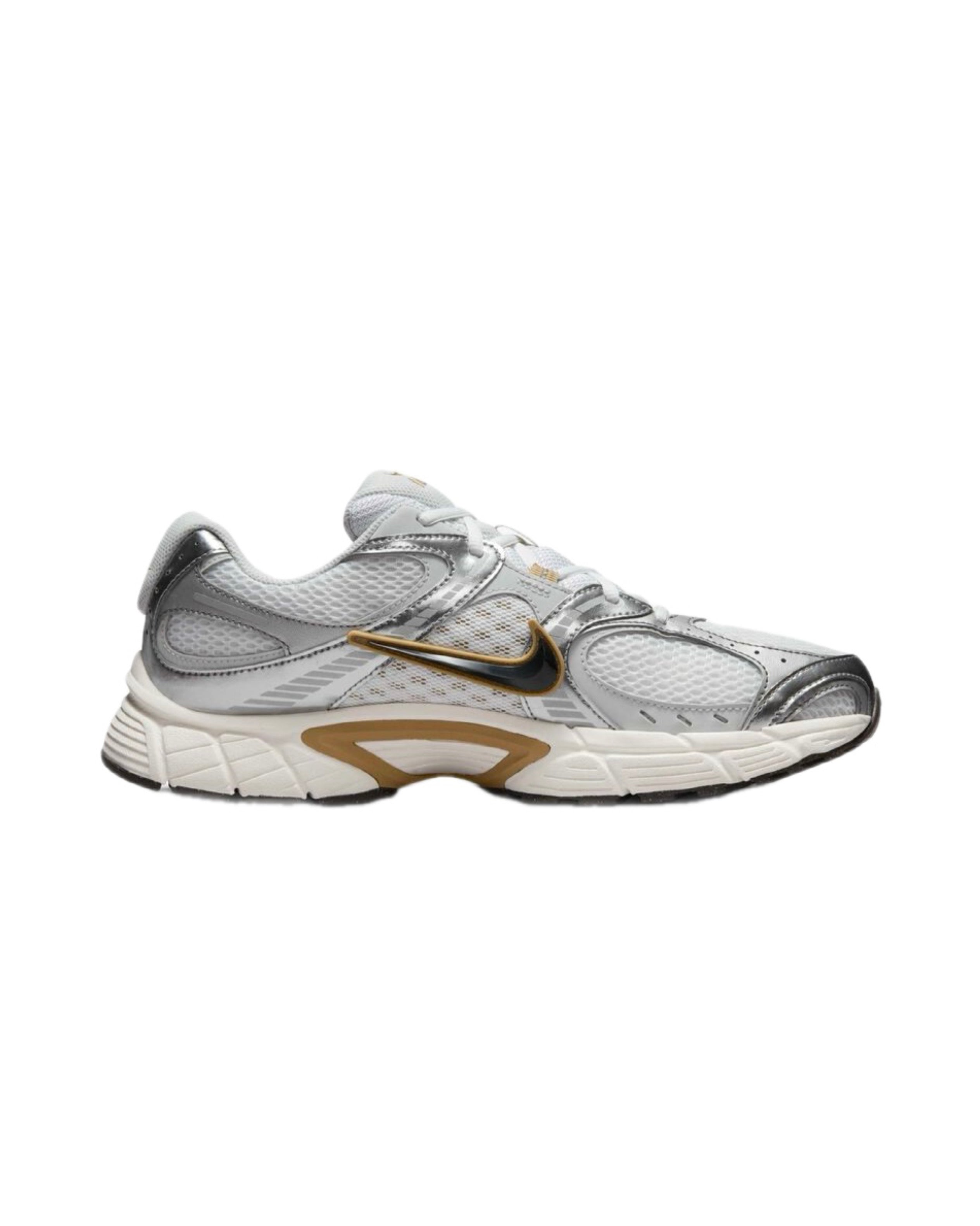 Nike V5 RNR ‘White Gold’