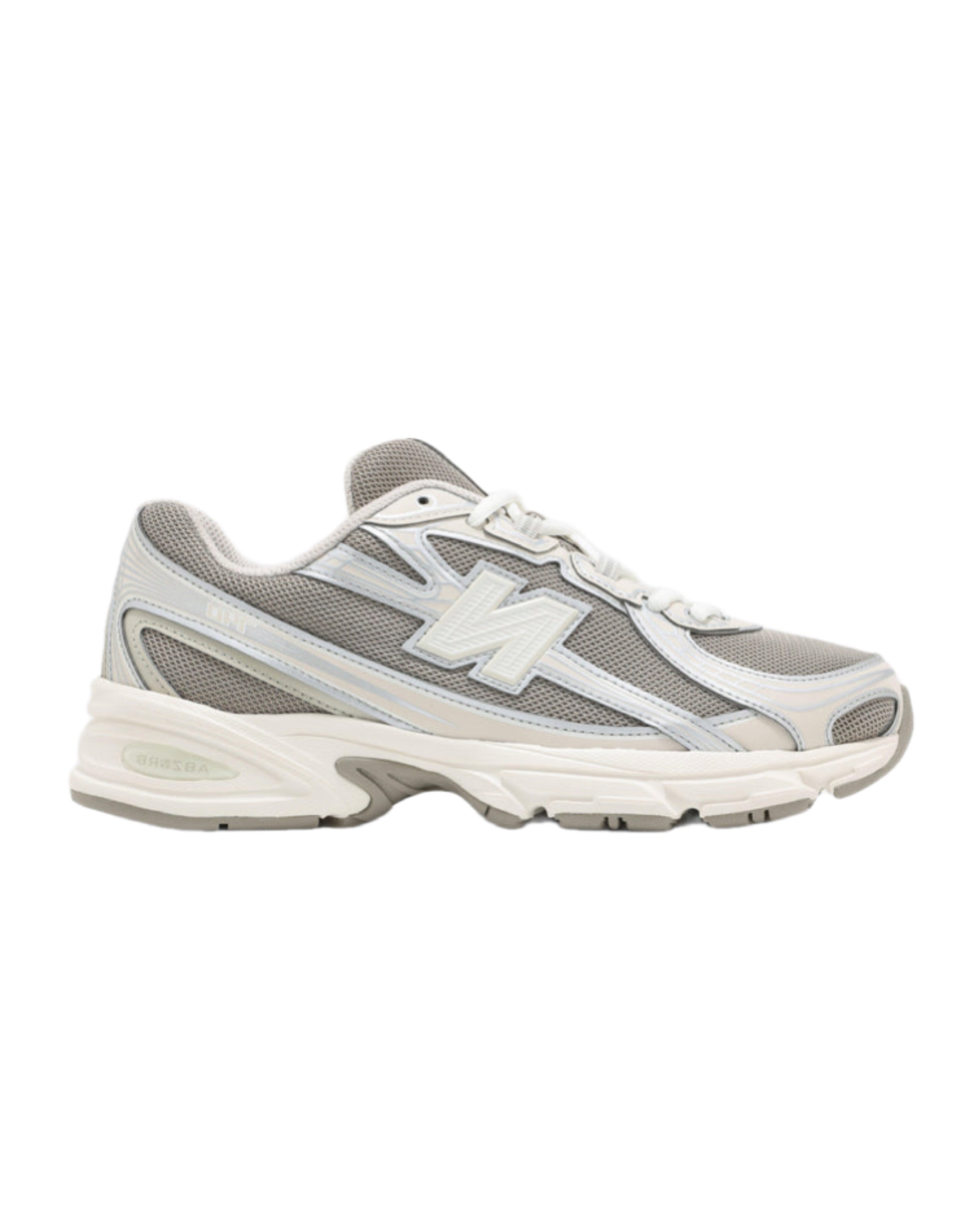 New Balance 740 ‘Moonbeam’