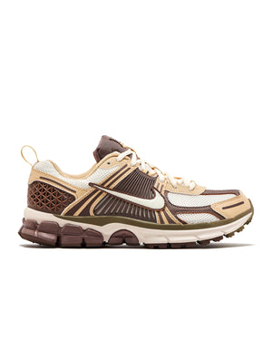 Collector Finds Nike Vomero 5 GS Mink Brown HV6009-111