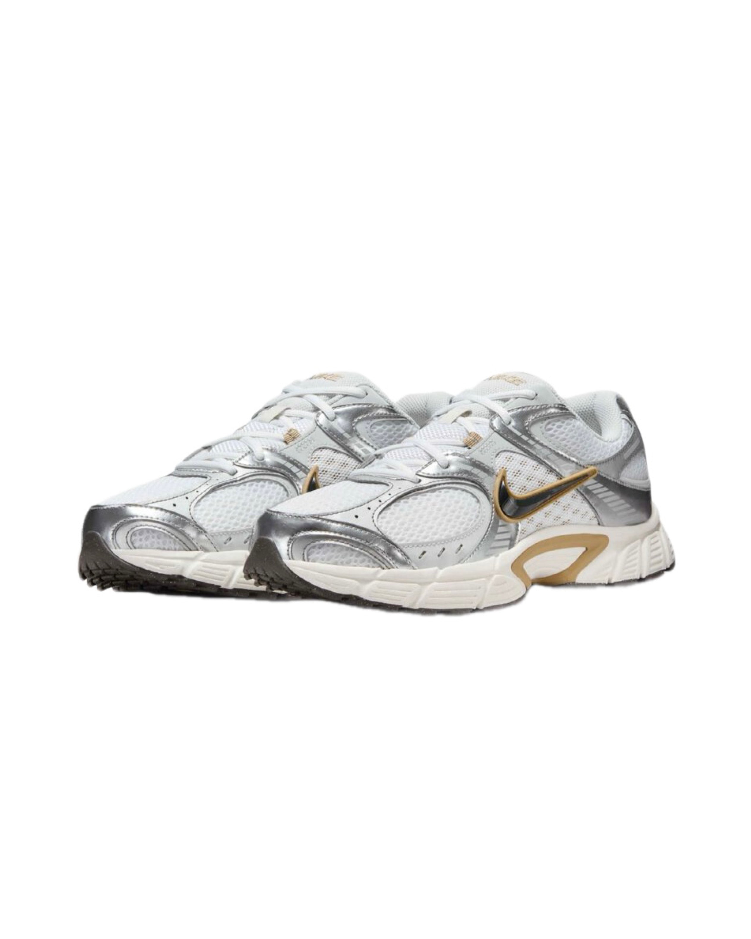 Nike V5 RNR ‘White Gold’