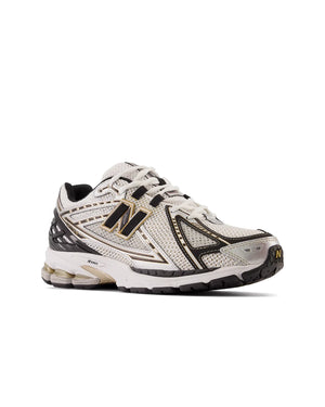 Limited edition New Balance 1906R White Metallic Gold sneakers PH