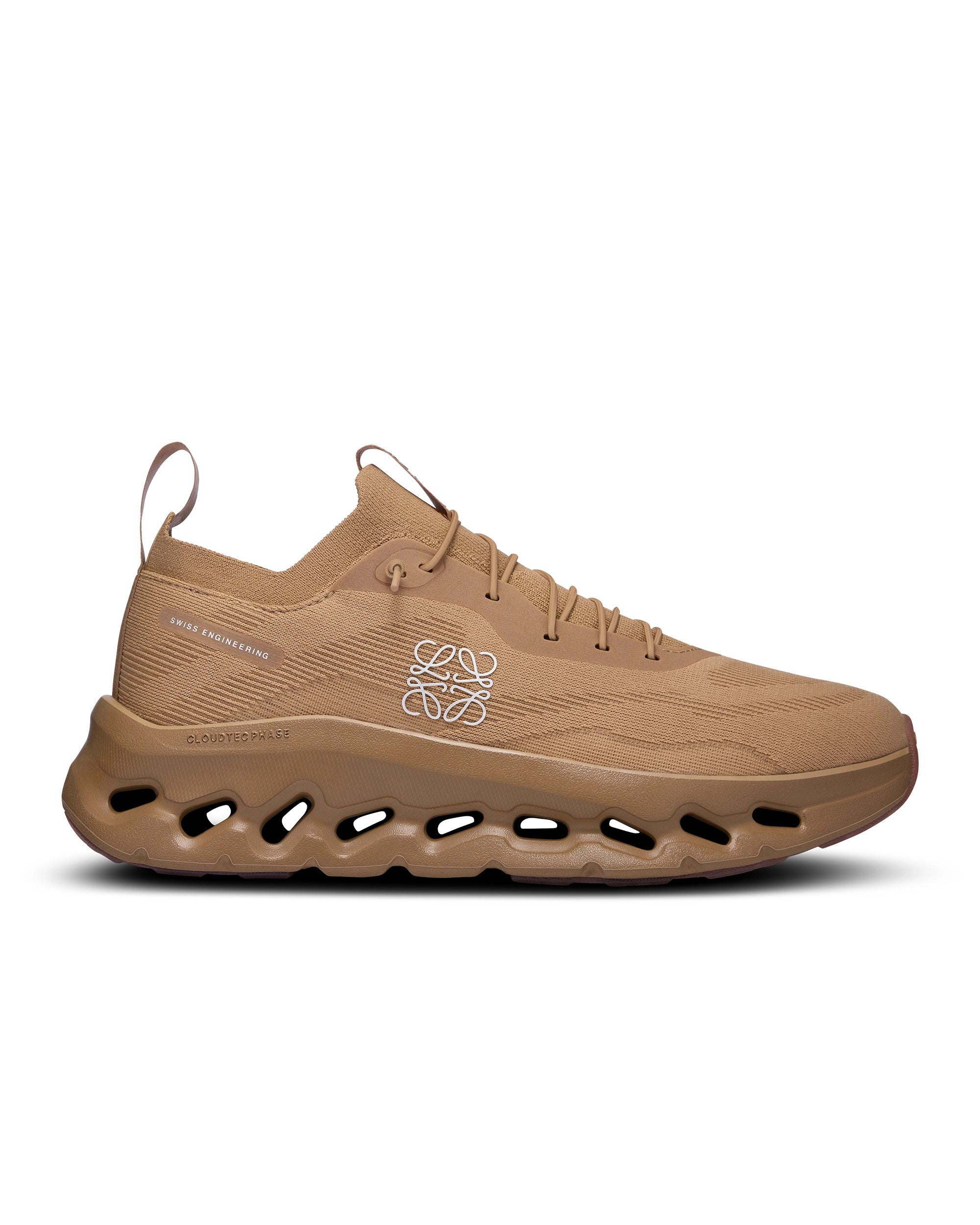 WMNS On Cloudtilt Loewe ‘Dark Sand’