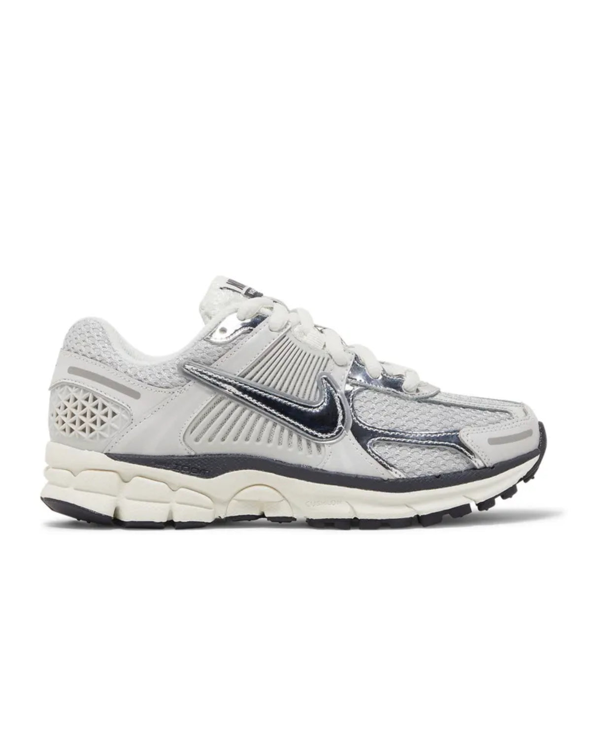 Women’s Nike Vomero 5 ‘Photon Dust and Metallic Silver’