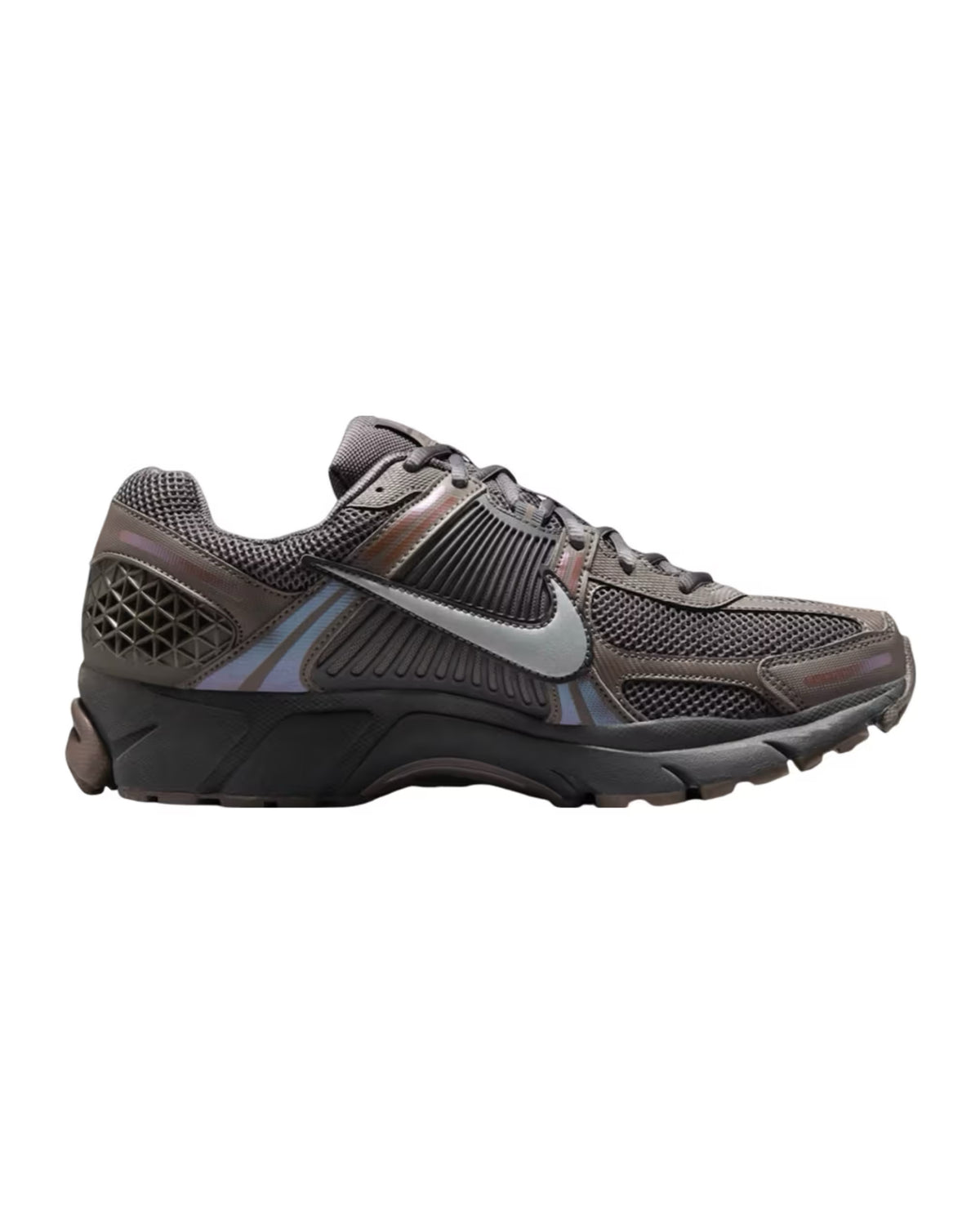 Nike Zoom Vomero 5 in ‘Cave Stone’