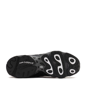 Limited New Balance collab atmos M1000