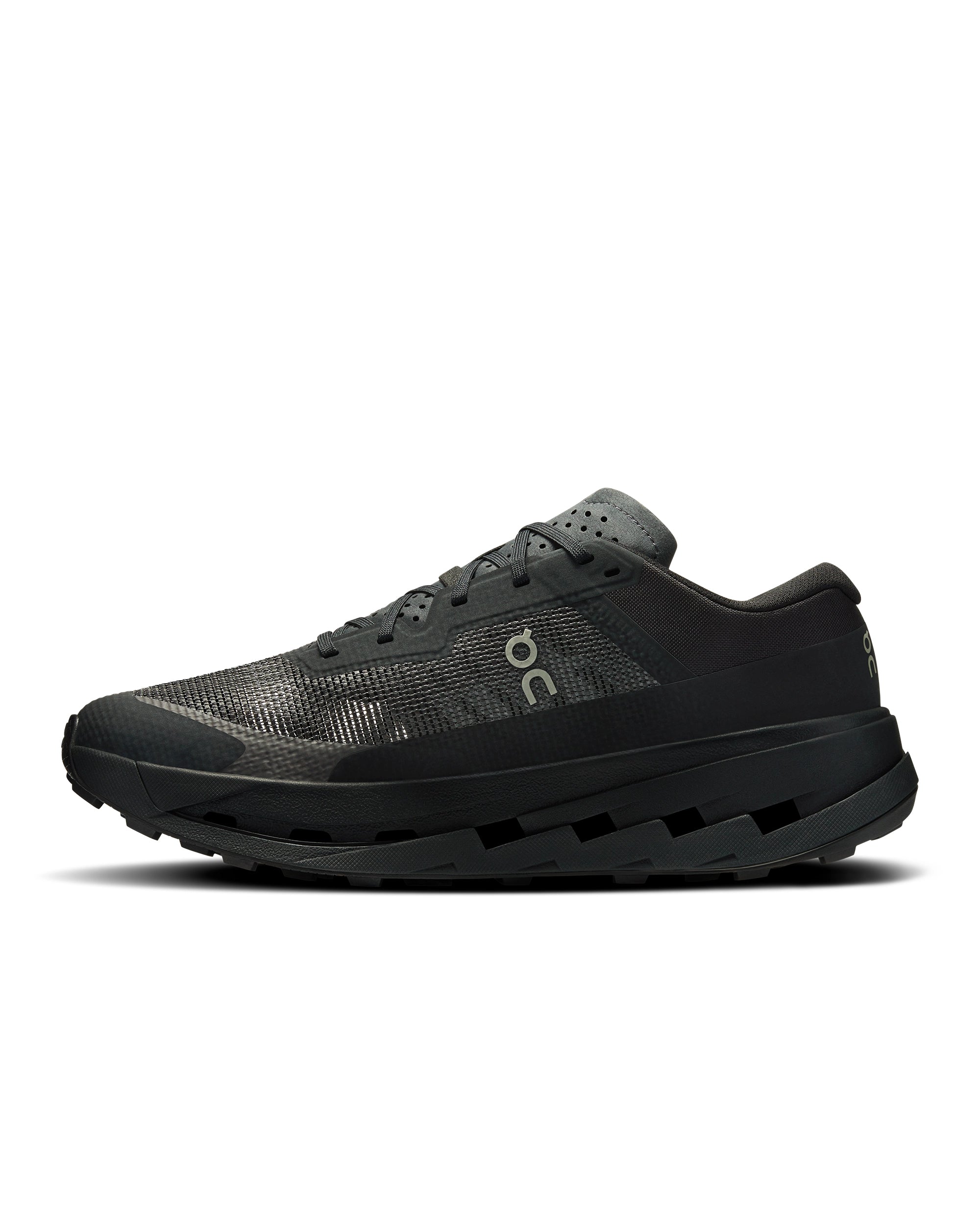 Missiongrip outsole with advanced lug design