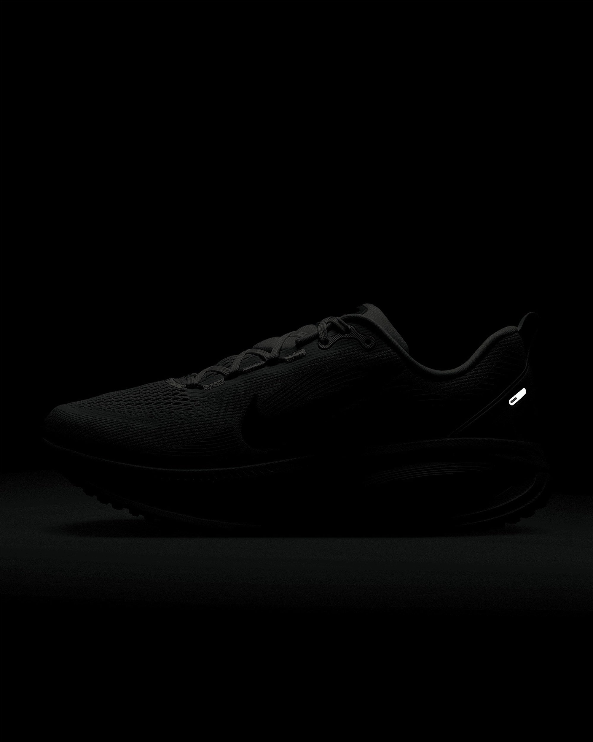 Nike Vomero 18 HM6803-103 trusted sneaker reseller PH