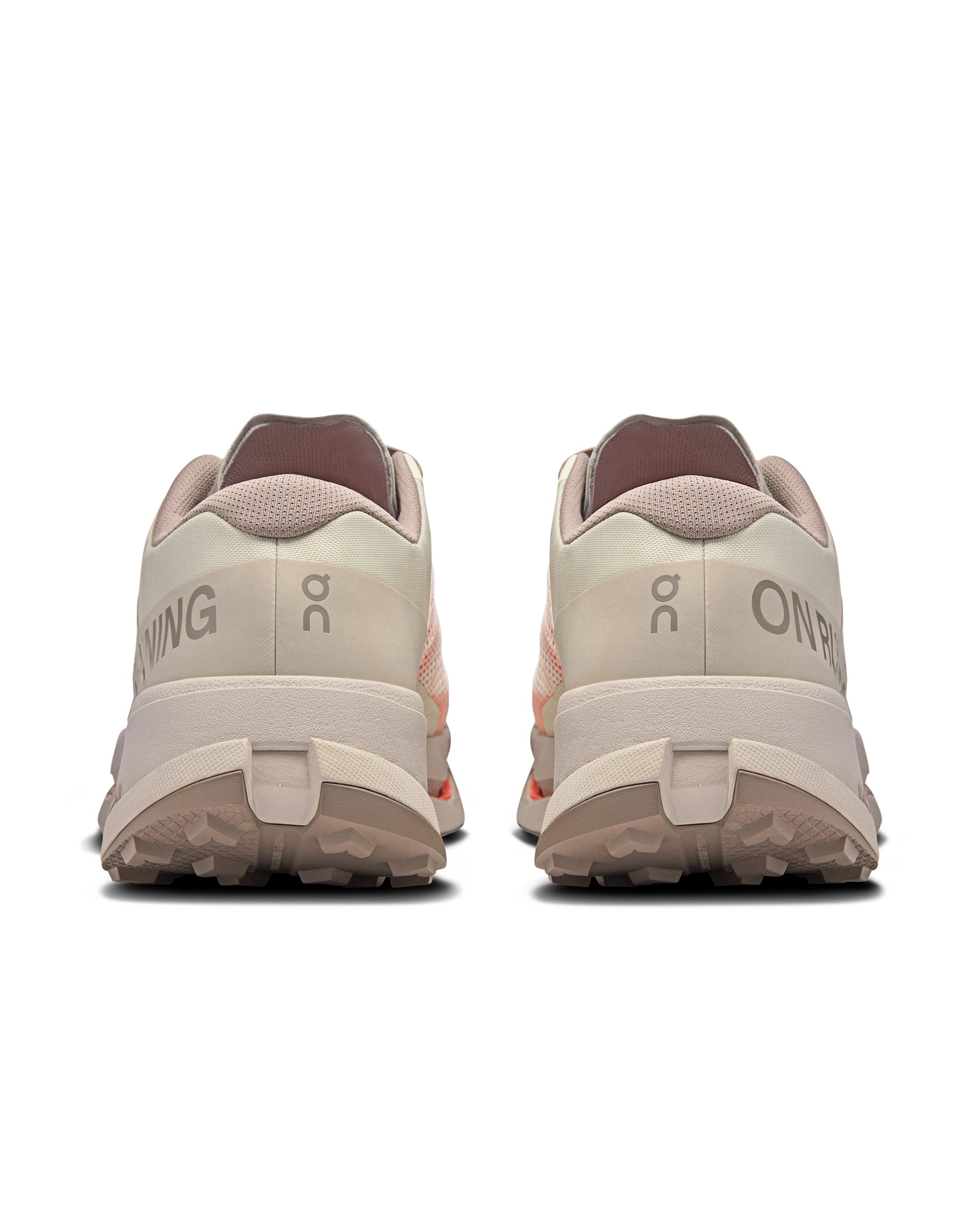 On Running Cinder Pearl breathable upper