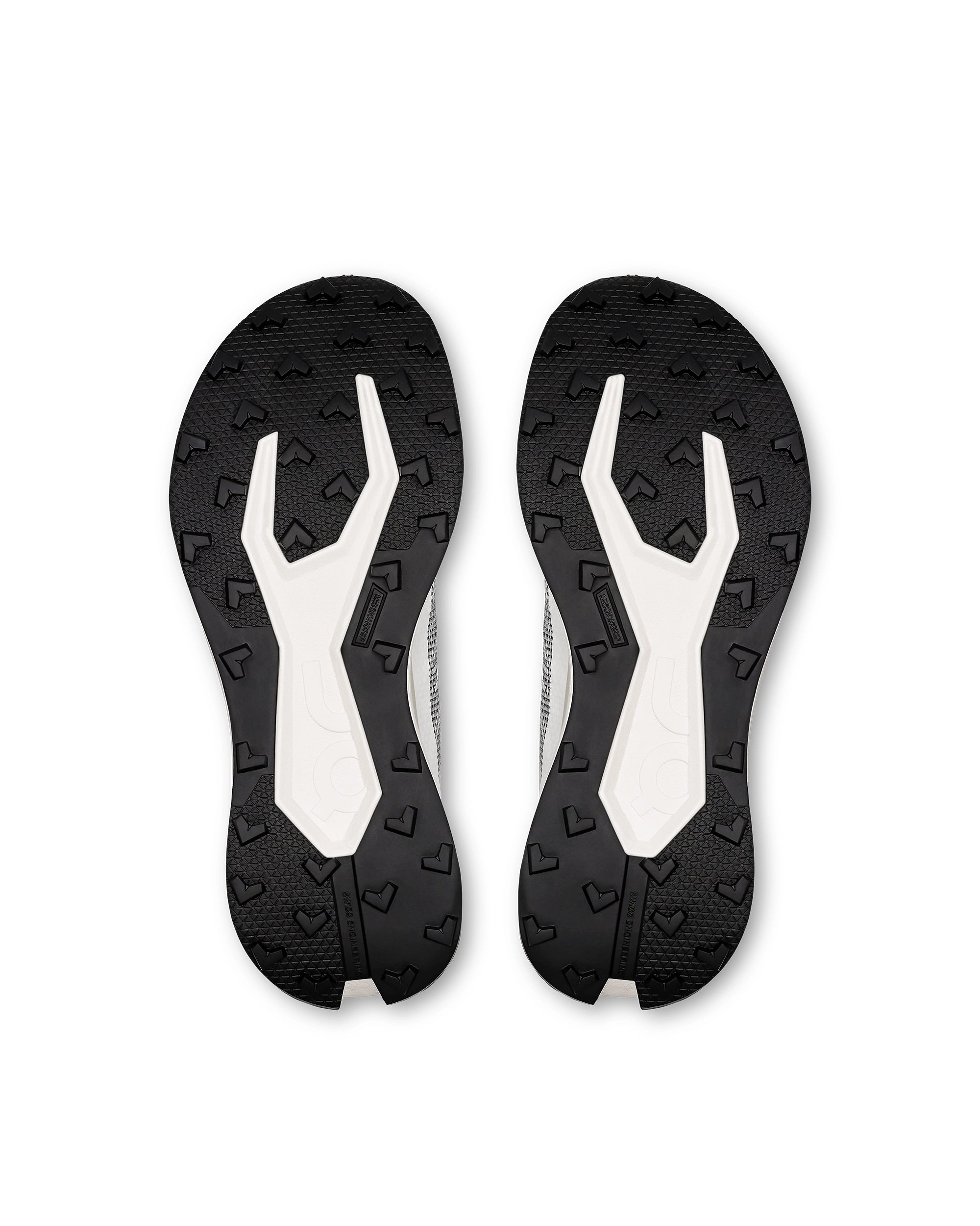 Rugged terrain trail sneakers Philippines