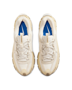 Trusted sneaker reseller Nike Vomero Roam FV2295-101