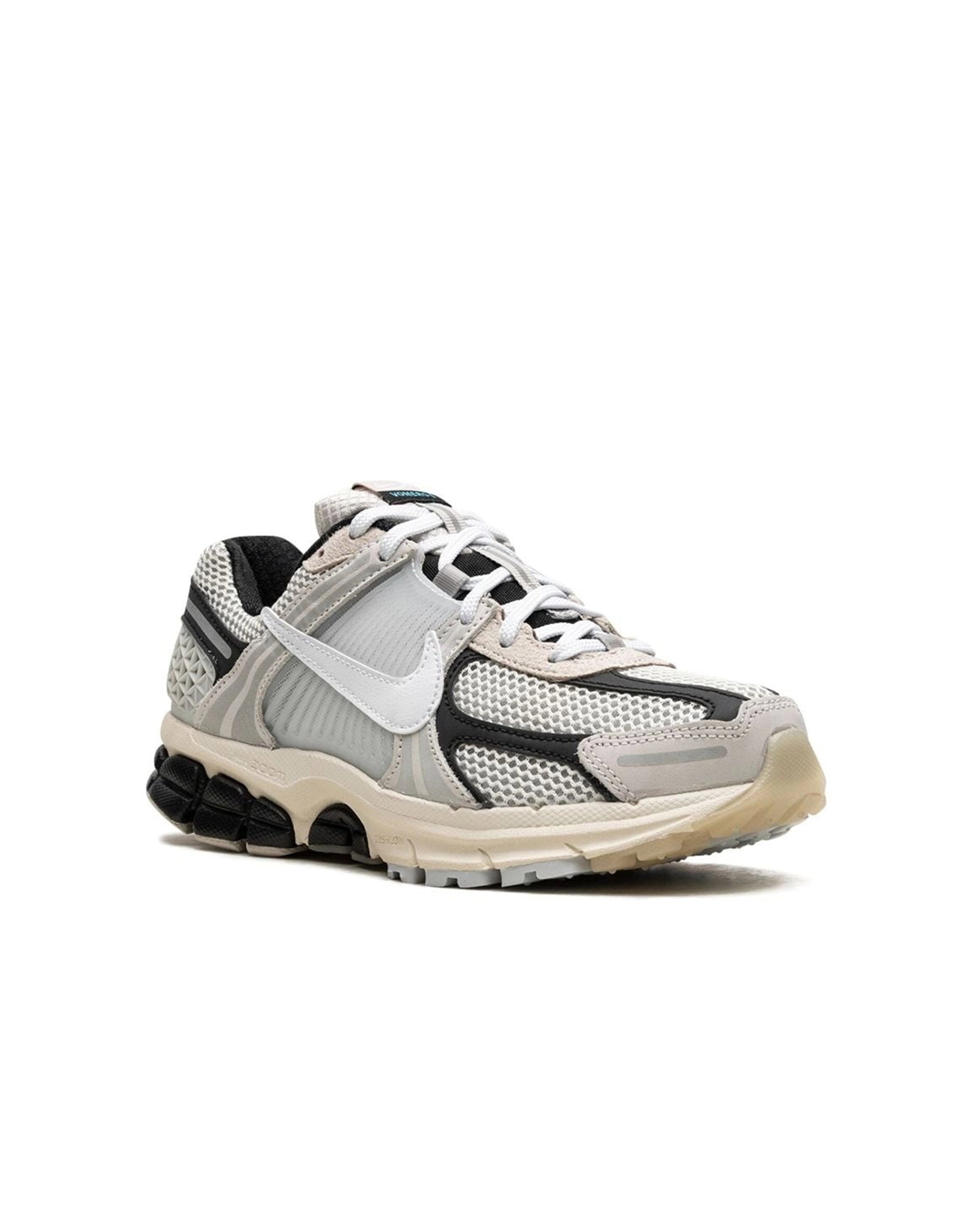 Trusted sneaker reseller Philippines Vomero 5 Premium