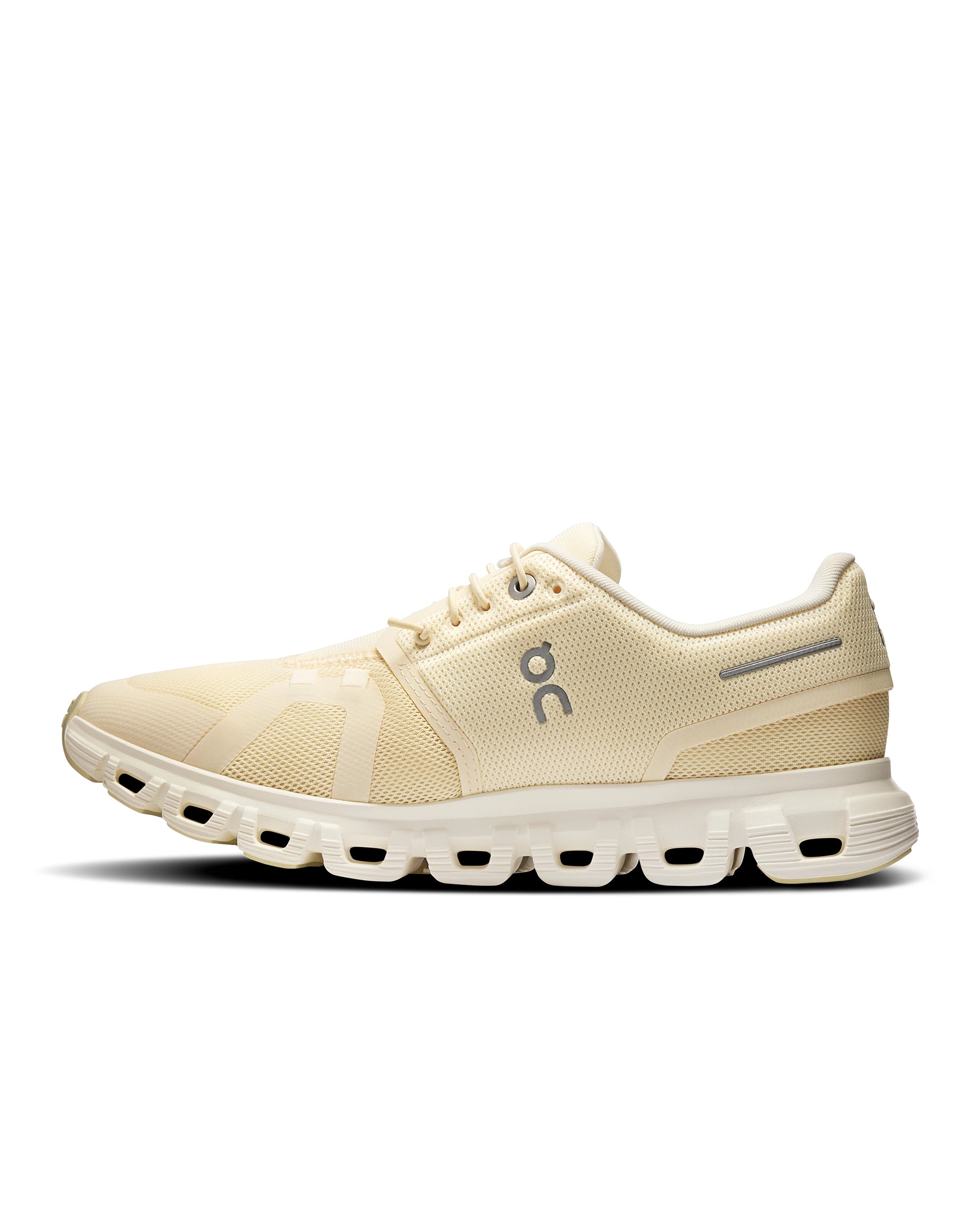 Trusted sneaker shop selling On Cloud 6